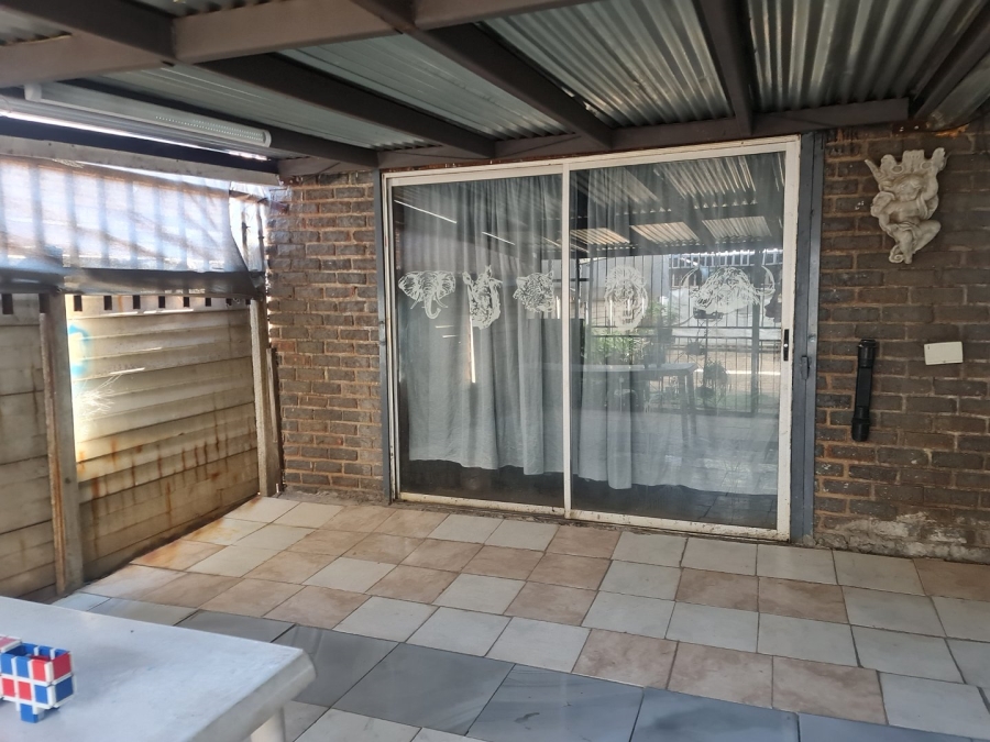 3 Bedroom Property for Sale in Oos Einde North West